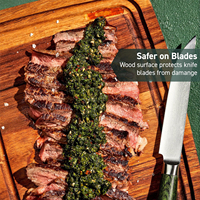Ensemble de 4 assiettes à steak en bois avec canal à jus pour viandes, gravure, design empilable écologique, bords droits, base plate