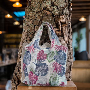 Sac fourre-tout pliable Tedda personnalisé, promotionnel, lavable, léger, en polyester, avec motif lettres, longue bandoulière, portable pour le shopping - Product Image 3