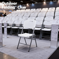 Chaise pliante en plastique blanc, pratique pour les fournisseurs d'événements