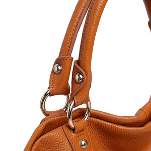 Bolso de Hombro Cruzado de Cuero Genuino de Gran Capacidad con Cremallera, Estilo Vintage Europeo Americano, de Moda y Tendencia - Product Image 3