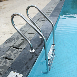 Échelle de <span class=keywords><strong>piscine</strong></span> en acier inoxydable 316 résistante à la corrosion et antidérapante pour <span class=keywords><strong>piscine</strong></span>, profondeur maximale 1,5 m, hauteur 1,3-2 m - Product Image 2