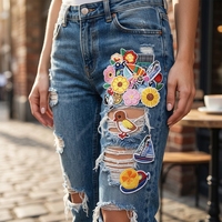 Production rapide de patchs brodés botaniques personnalisés avec tissu sergé écologique pour denim et chapeaux