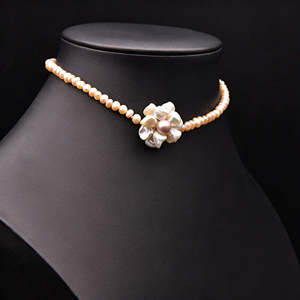 <span class=keywords><strong>Collana</strong></span> girocollo con <span class=keywords><strong>perle</strong></span> naturali d'acqua dolce color pesca e ciondolo a fiore barocco, <span class=keywords><strong>collana</strong></span> a girocollo con <span class=keywords><strong>perle</strong></span> per donna, all'ingrosso - Product Image 6