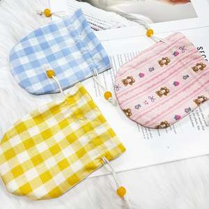 Petit sac en toile de coton avec cordon de serrage, fonctionnalité recyclable et logo à carreaux pour le rangement et les cadeaux - Product Image 2