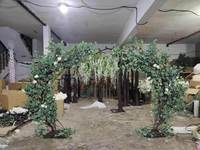 Nouveau rouge rose intérieur tronc d'arbre Dense arbre plantes artificielles dessus de Table de mariage artificiel Double pont fleur de cerisier arbre
