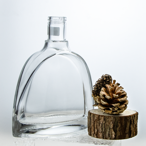 750 मिलीलीटर थोक फ्लैट आकार कांच की शराब की बोतलें गिइन व्हिस्की वोदका टेकीला - Product Image 1