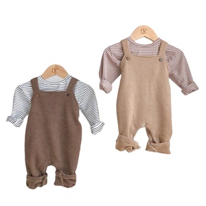 Mono de una pieza para bebé recién <span class=keywords><strong>nacido</strong></span> con tirantes, botones y rayas, de canalé marrón, para primavera, ropa de bebé, conjunto de regalo, pelele - Product Image 1