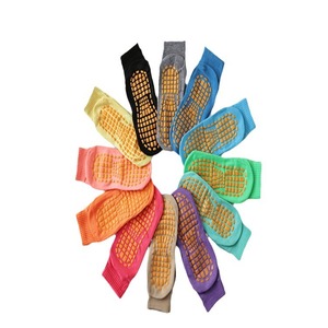 Calzini Antiscivolo da Pavimento all'Ingrosso, Calzini Alti da Trampolino per Bambini e Adulti, per Yoga e Aree Gioco, Educazione Precoce - Product Image 1