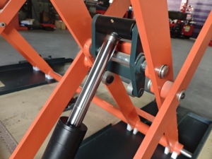 Elevador Hidráulico para Autos Yingkou Runche R-Y4B de 4000 kg con Motor de 2.2 kW, Altura de Elevación de 1200 mm, Certificado CE - Product Image 5