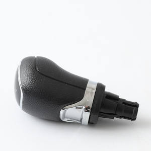 Pommeau de levier de vitesse en cuir ergonomique pour Skoda Octavia II Superb 5 6 vitesses - Product Image 5