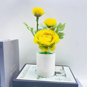 ดอกกุหลาบประดิษฐ์ Qi Xing ขนาด 26 ซม. สีแดงสด ดอกไม้ผ้าไหม ตกแต่งวันเกิด - Product Image 4