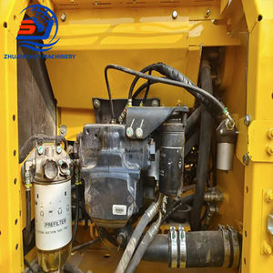 Excavadora de cadenas Komatsu PC210LC-8 usada, modelo 2024 de alta calidad, cucharón de 0.9m, potencia de 110KW, peso operativo de 21 toneladas - Product Image 4