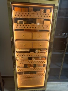 Humidor de Cristal de Gran Capacidad para Almacenamiento de Cigarros con Control de Temperatura y Humedad, Modelo Mon5800A de Raching Electronic - Product Image 2