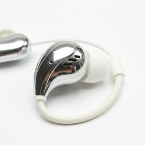 Écouteurs intra-auriculaires filaires en forme <span class=keywords><strong>de</strong></span> goutte métallique avec basses profondes et réduction du <span class=keywords><strong>bruit</strong></span> pour la musique et les jeux - Product Image 4