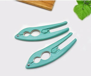 Wholesale Practical Kitchen Tools Walnut <strong>Nut</strong> <strong>Cracker</strong> with 2 Holes Stainless Steel Multi-Functional Manual Plier <strong>Opener</strong> - Product Image 5