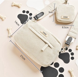 Bolsa de Cintura y Bandolera Impermeable Personalizada para Pasear Perros, para Dueños de Perros, para Premios y Compras - Product Image 6