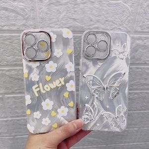 Carcasa de dibujos animados de hilo de plumas con purpurina para iPhone 16 15 14 13 12 <span class=keywords><strong>Net</strong></span> explosiones Rojas plateadas bonita funda para teléfono móvil con película de lente - Product Image 1