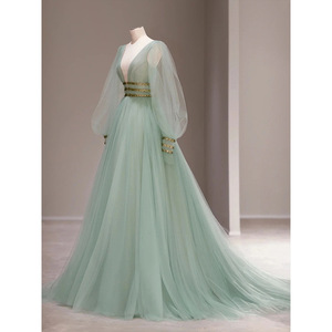 green emerald velvet dress Fairy Princess Wedding Dress 8 US / Seashell