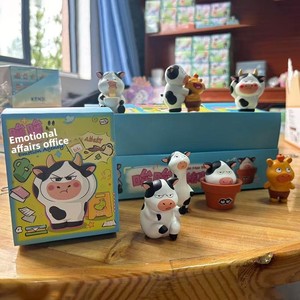 Figurine de vache en résine style <span class=keywords><strong>boîte</strong></span> mystère, mignonne et originale, pour décoration de bureau et d'intérieur - Product Image 1