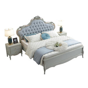 <span class=keywords><strong>Letto</strong></span> King Size in Stile <span class=keywords><strong>Francese</strong></span> con Testiera in Pelle Blu Trapuntata e Struttura in Legno Intagliato, Elegante Set di Mobili per Camera da <span class=keywords><strong>Letto</strong></span> - Product Image 3