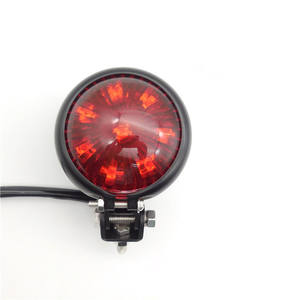 Feu arrière de moto à LED, mini feu stop et de position, adapté aux motos de croisière et choppers - Product Image 5