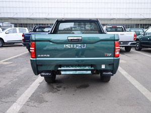 <span class=keywords><strong>ISUZU</strong></span> CAMION Double Cabine <span class=keywords><strong>Pick</strong></span> up <span class=keywords><strong>Isuzu</strong></span> Ventes directes d'usine pour le camping 1T Capacité de charge pour le transport 4x4 4x2 Couleur bleue - Product Image 4