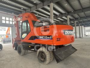 Doosan-Excavadora de orugas hidráulica usada, modelo de 20 toneladas con bomba de motor y caja de cambios, modelo de 20 toneladas, en stock - Product Image 5