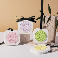 Vente chaude voiture pendentif aromathérapie lanière aromathérapie décoration plâtre diffuseur pierre pour éliminer les odeurs garde-robe domestique