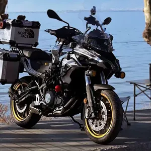 Motocicleta 500cc ADVENTURE sportbike