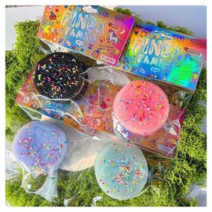 Juguetes de Comida Mini Squishy de TPR de Alta Calidad, Hamburguesas y Donuts Realistas para Amantes de Kawaii, Juguetes para Apretar - Product Image 6