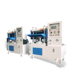 Máquina de Vulcanización, Máquina de Moldeo por Presión en Caliente de Caucho y Silicona Totalmente Automática, Equipo de Vulcanización Plana de Cuatro Columnas - Product Image 5