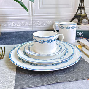 Offre Spéciale – Tasse à Café en Céramique Blanche et Bleue de Luxe Style Bohème avec Coffret Cadeau pour la Rentrée Scolaire – Écologique et de Style Courtois - Product Image 4