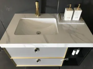 Bagno grigio vanità sospeso galleggiante lavandino del bagno all'ingrosso cornice dorata vanità bagno stili minimalisti moderno Null