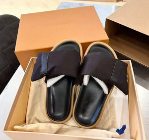 Nouvelles <span class=keywords><strong>sandales</strong></span> 2026 pour femmes, style claquettes, avec fourrure, en cuir véritable, pour l'été, décontractées, de plage - Product Image 6