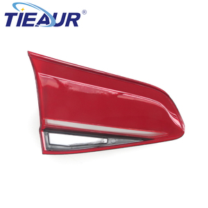 TIEAUR accessoires de voiture <span class=keywords><strong>feux</strong></span> arrière couvercle d'objectif feu arrière feu arrière couvercle de feu arrière à l'intérieur pour GOLF7.<span class=keywords><strong>5</strong></span> 2018-2020 ans - Product Image 4
