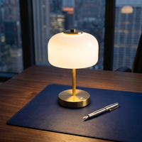 Lampe de table sans fil moderne en forme de champignon, lampe de bureau LED rechargeable 2000 mAh, veilleuse rétro tactile à intensité variable pour restaurant et chambre à coucher