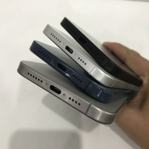 1:1 unité de démonstration en plastique dummyphone pas de travail téléphone portable factice réaliste pour iphone 15 <span class=keywords><strong>pro</strong></span> max 15 plus écran de téléphone - Product Image 4