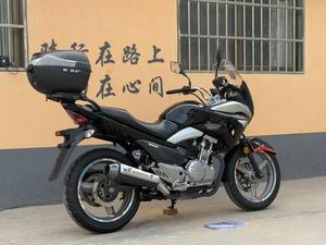 Motocicleta Deportiva de Segunda Mano para Aventuras y Viajes por Carretera - Product Image 4