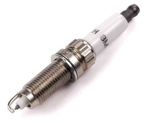 Sistema de motor de piezas de automóvil de marca maestra, bujías para <span class=keywords><strong>BMW</strong></span> E90 F07 F20 F10 F11 F12 F13 F34 F82 E70 E71 740i 750i OEM 12120037580 - Product Image 2