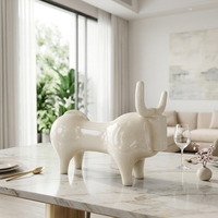 Sculpture abstraite de taureau en résine, bœuf beige, art moderne, figurine de luxe, accessoire de bureau, décoration pour la maison, le bureau, l'hôtel, la villa, statue de table
