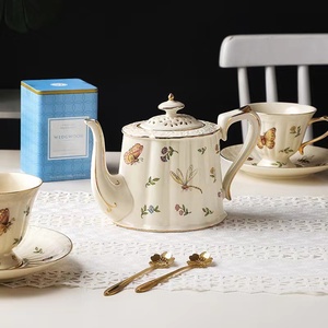 Vente en gros chaude tasse en porcelaine nordique Ins Tazas ensembles de tasses à café rétro en céramique de style européen - Product Image 1