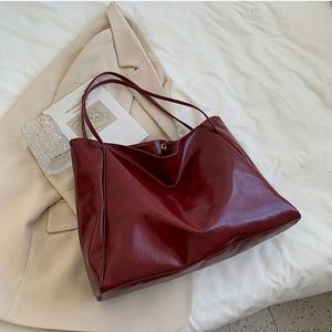 Bolso Tote Vintage de Gran Capacidad para Mujer BESTELLA, Bolso de Hombro de Cuero Suave con Cierre Magnético, Bolsos al por Mayor - Product Image 4
