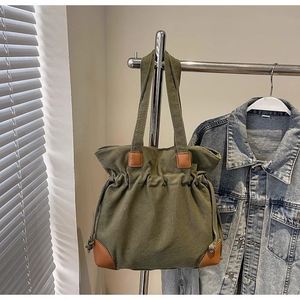 Simple Retro Style <b>Canvas</b> <b>Tote</b> <b>Bag</b> <b>Women</b> Large Capacity Solid Color Casual Fashionable Drawstring Pleated Shopping <b>Bag</b> - Product Image 3