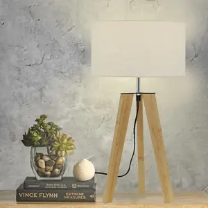 Modern Nordic Bedroom Tripod Table Lamp with Wood and Bamboo Design Desk LED Lamp from Zhejiang Home Bedroom Lamp Floor