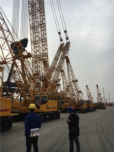 Grue sur chenilles de levage de 250 tonnes QUY250, nouvelle et de qualité supérieure, fabriquée en Chine, à vendre - Product Image 6