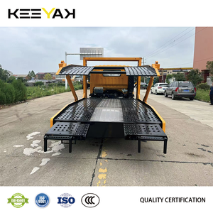 Camion porte-voitures à double pont HOWO 6 tonnes, camion plateau <span class=keywords><strong>de</strong></span> remorquage avec moteur Weichai pour un <span class=keywords><strong>transport</strong></span> automobile efficace - Product Image 6
