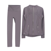 Ensemble de yoga Lulus Signature, veste à col montant à séchage rapide, pantalon court extensible à fermeture éclair dorée - Spandex/Nylon, vêtements de sport