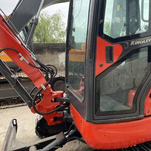 Mini-pelles hydrauliques sur chenilles Kubota U20 U25 U30 U35 d'occasion - Product Image 4