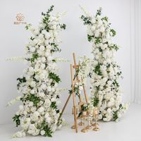 Composition florale romantique en soie blanche effet naturel pour arche de mariage, accessoires de photographie, décoration d'événements et de fêtes