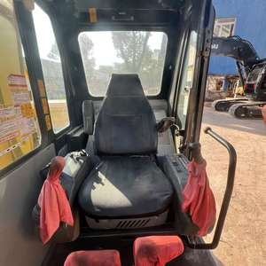 รถขุดตีนตะขาบโคมัตสึ pc60 มือสอง เครื่องจักรก่อสร้างมือสอง 6 ตัน รถขุดตีนตะขาบขนาดเล็ก โคมัตสึ pc60 ผลิตในญี่ปุ่น - Product Image 3